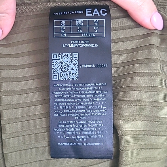 GUESS cold shoulder Carson dress - Picture 5 of 5